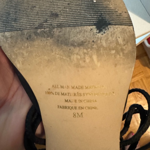 Elegant Black Women's Shoes - Picture 4 of 4